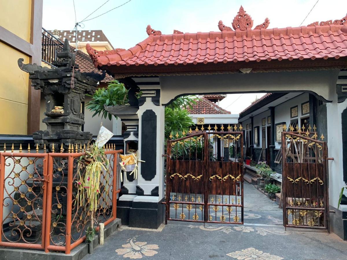 Tirtasuci House Hotel Kuta  Exterior photo